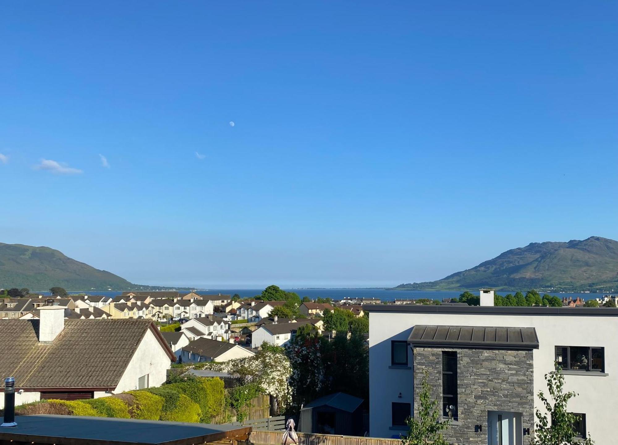 Lough View, Pinewood Hill Villa Warrenpoint Exterior photo